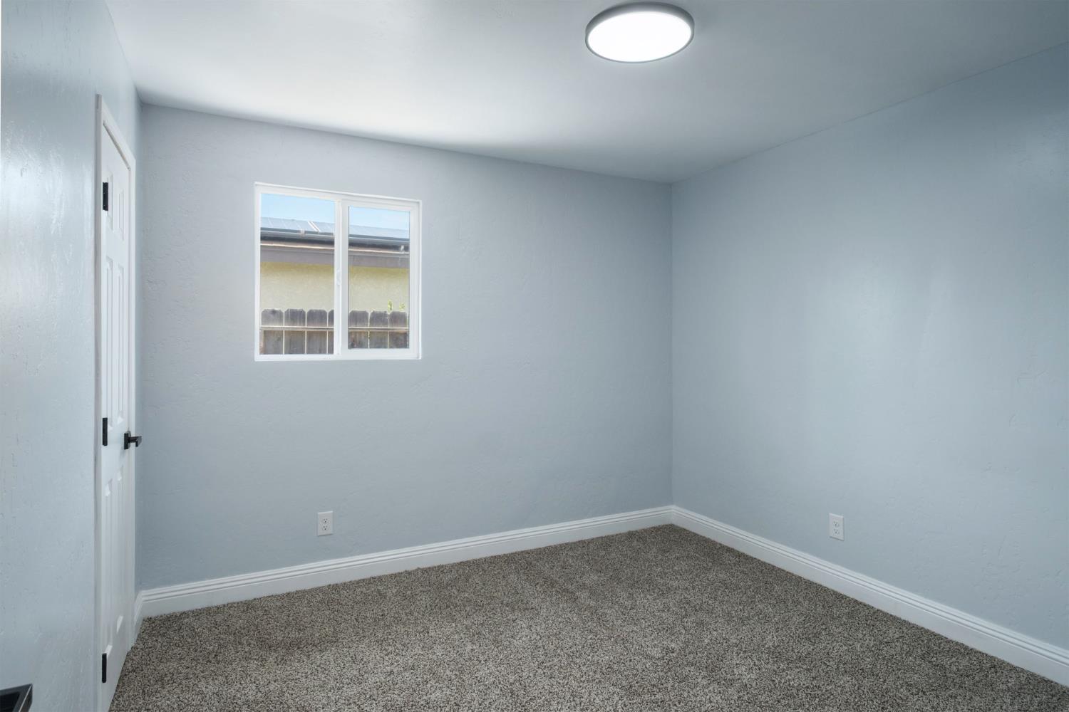 2719 E Norwich Avenue, Fresno, CA, 93726