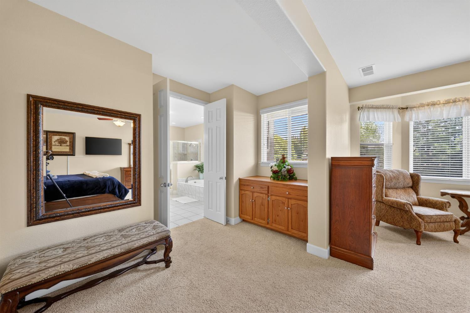 3084 Rall Avenue, Clovis, CA, 93619