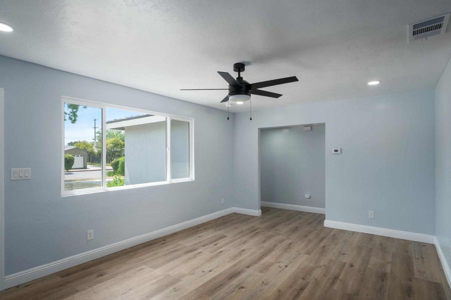2719 E Norwich Avenue, Fresno, CA, 93726