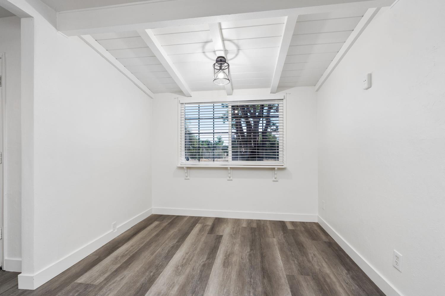 4843 N Doon Way, Fresno, CA, 93726