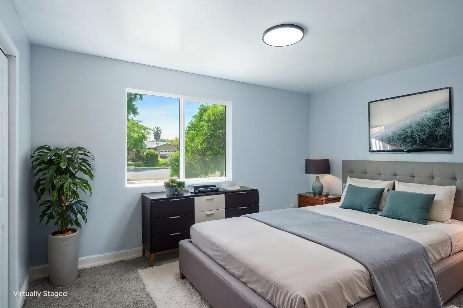 2719 E Norwich Avenue, Fresno, CA, 93726