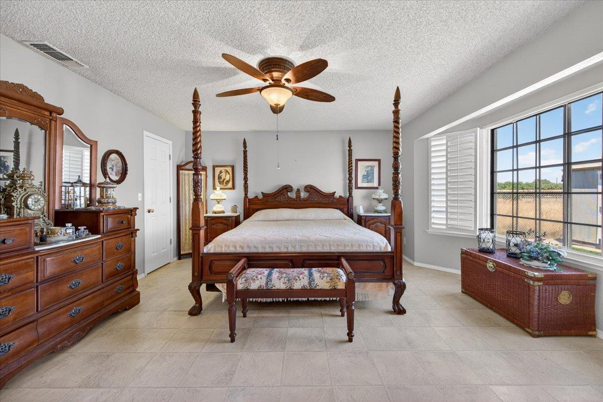 704 N Hayes Avenue, Fresno, CA, 93723