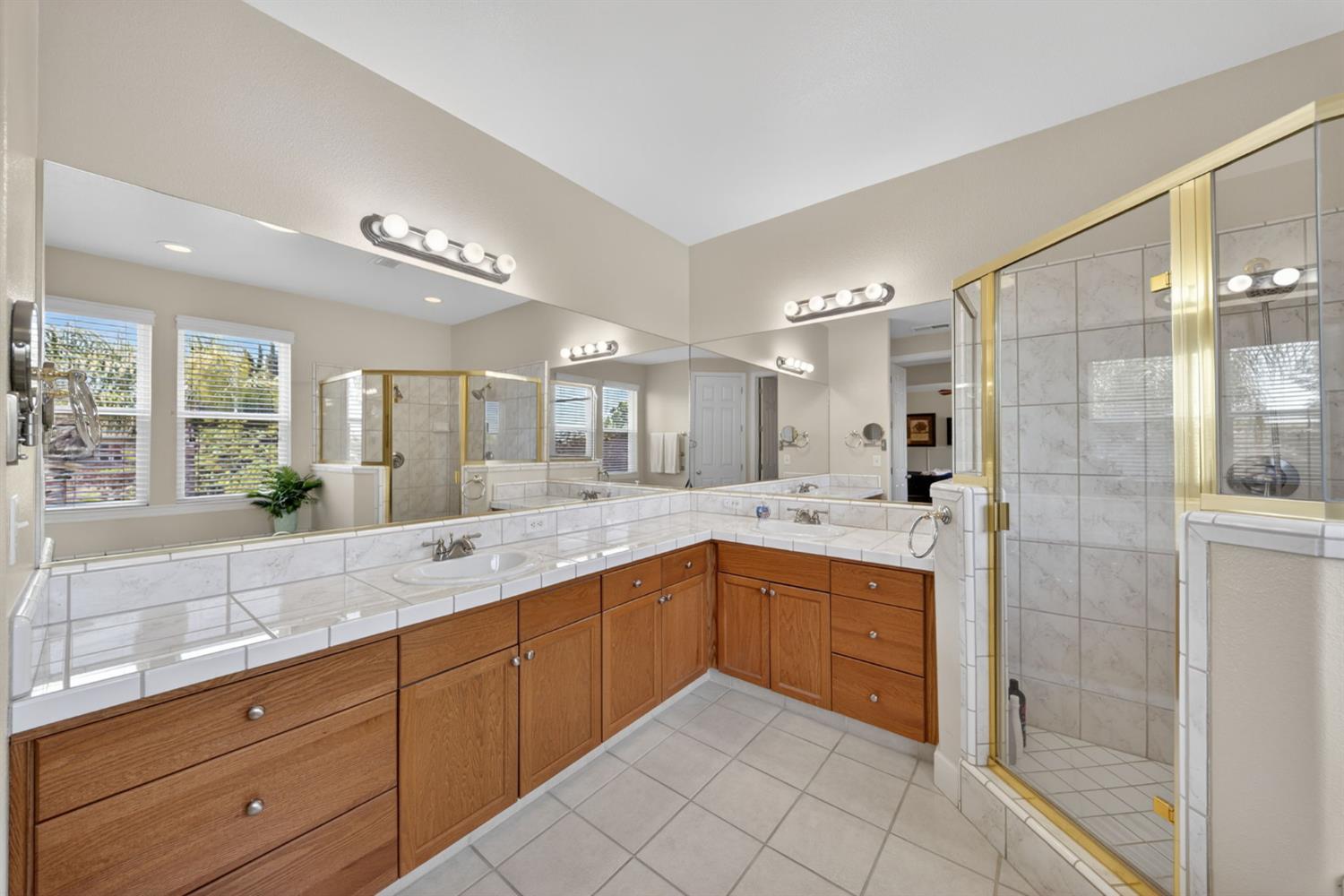 3084 Rall Avenue, Clovis, CA, 93619