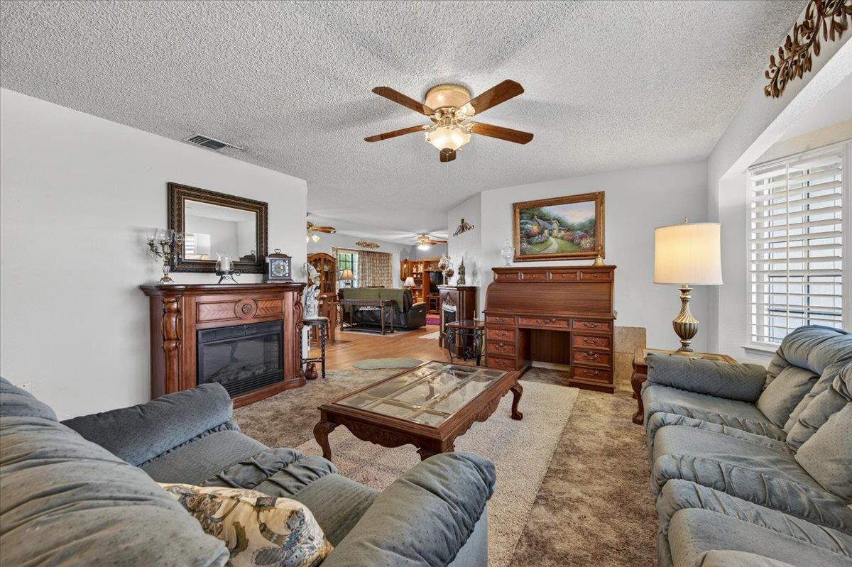 704 N Hayes Avenue, Fresno, CA, 93723
