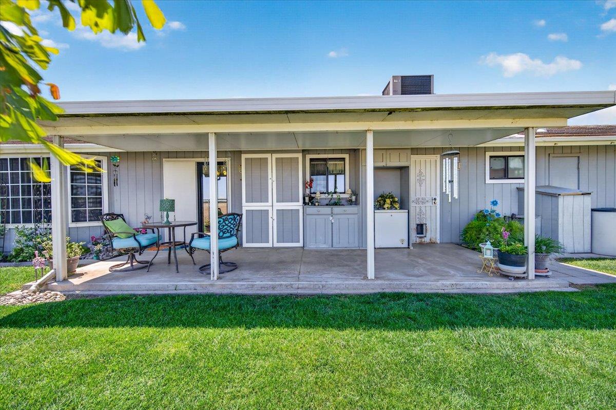704 N Hayes Avenue, Fresno, CA, 93723