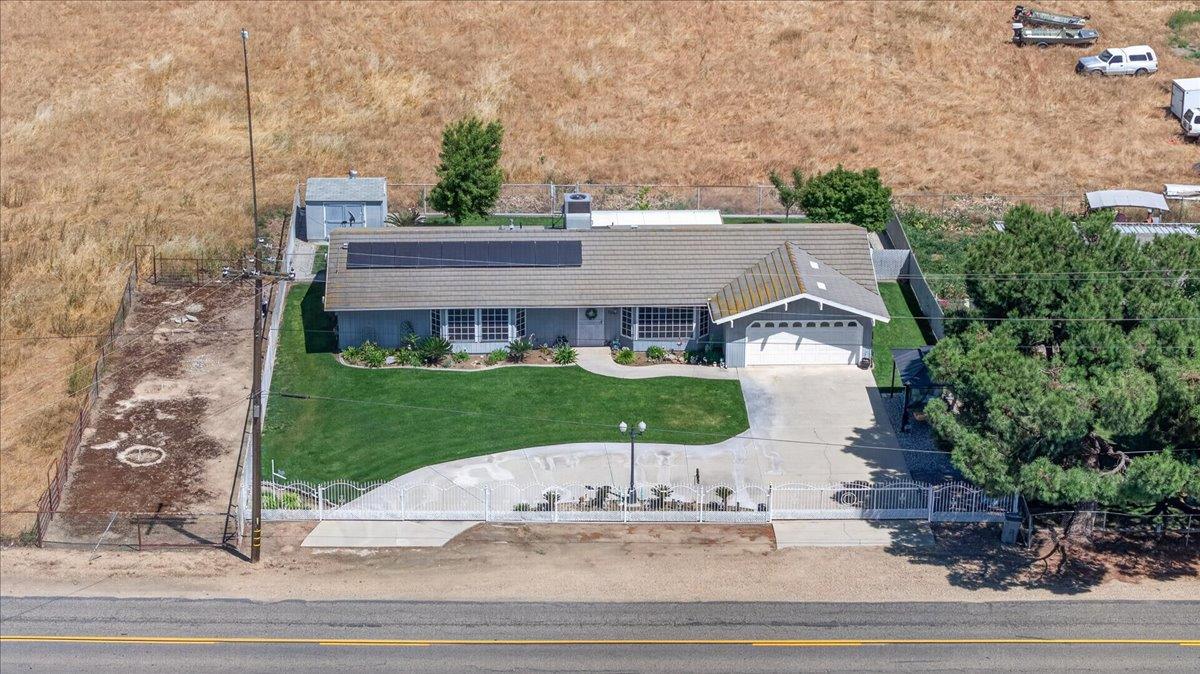 704 N Hayes Avenue, Fresno, CA, 93723