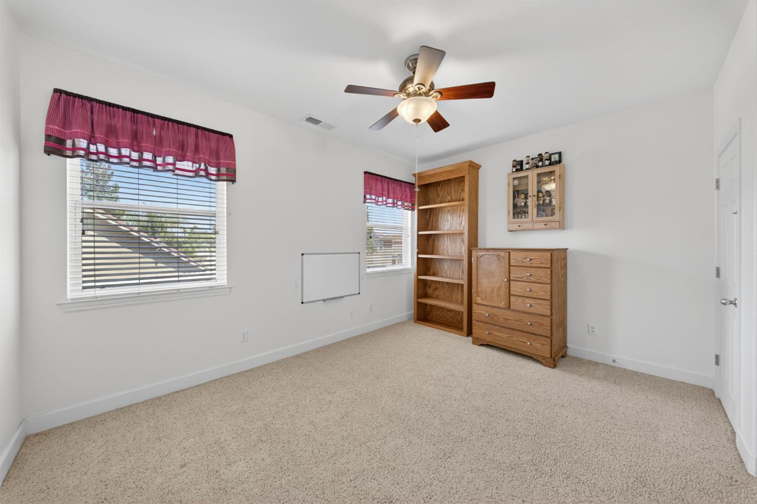 3084 Rall Avenue, Clovis, CA, 93619