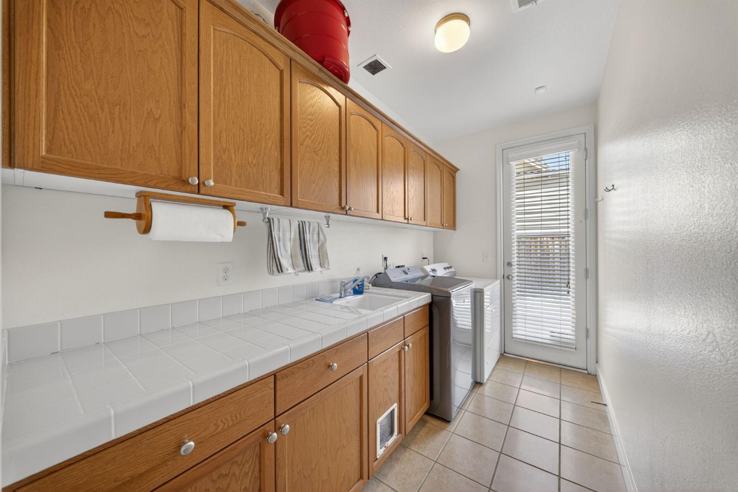 3084 Rall Avenue, Clovis, CA, 93619