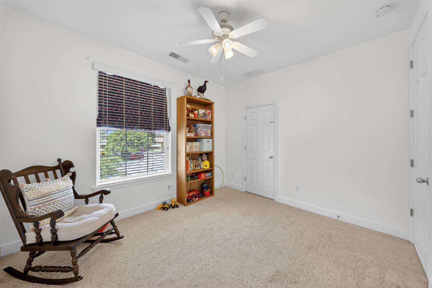 3084 Rall Avenue, Clovis, CA, 93619