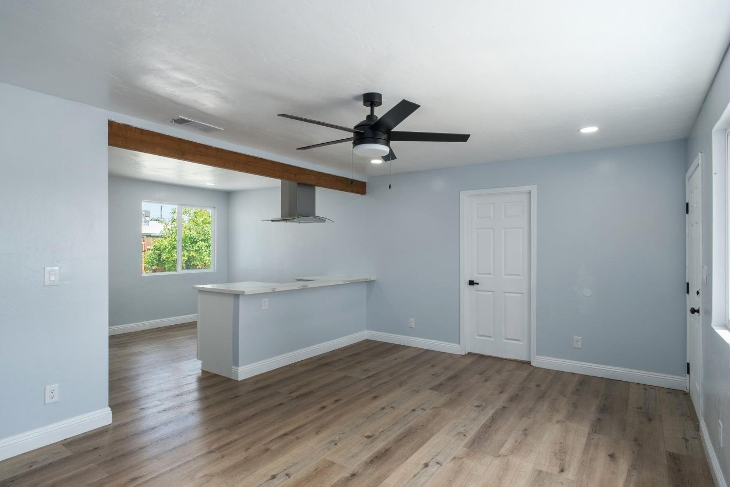 2719 E Norwich Avenue, Fresno, CA, 93726