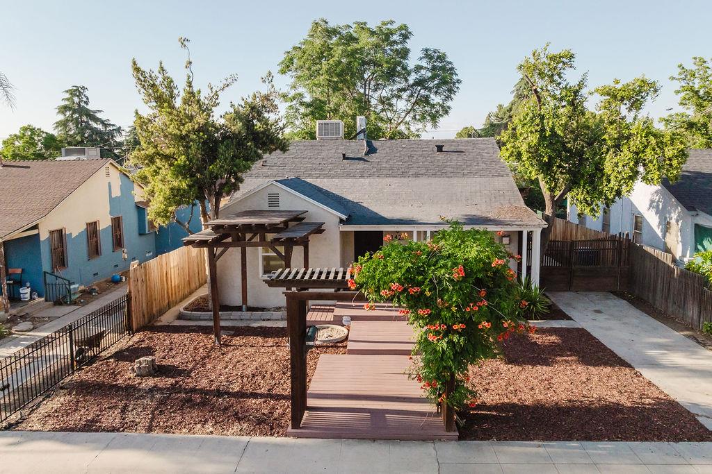 Single Family in Fresno