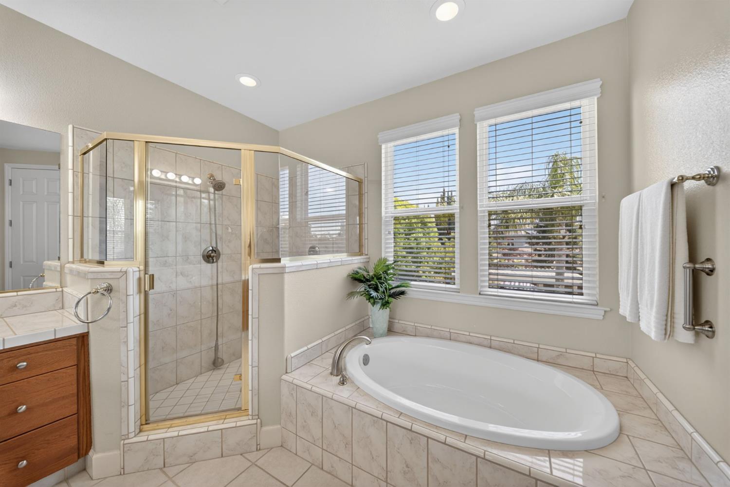 3084 Rall Avenue, Clovis, CA, 93619