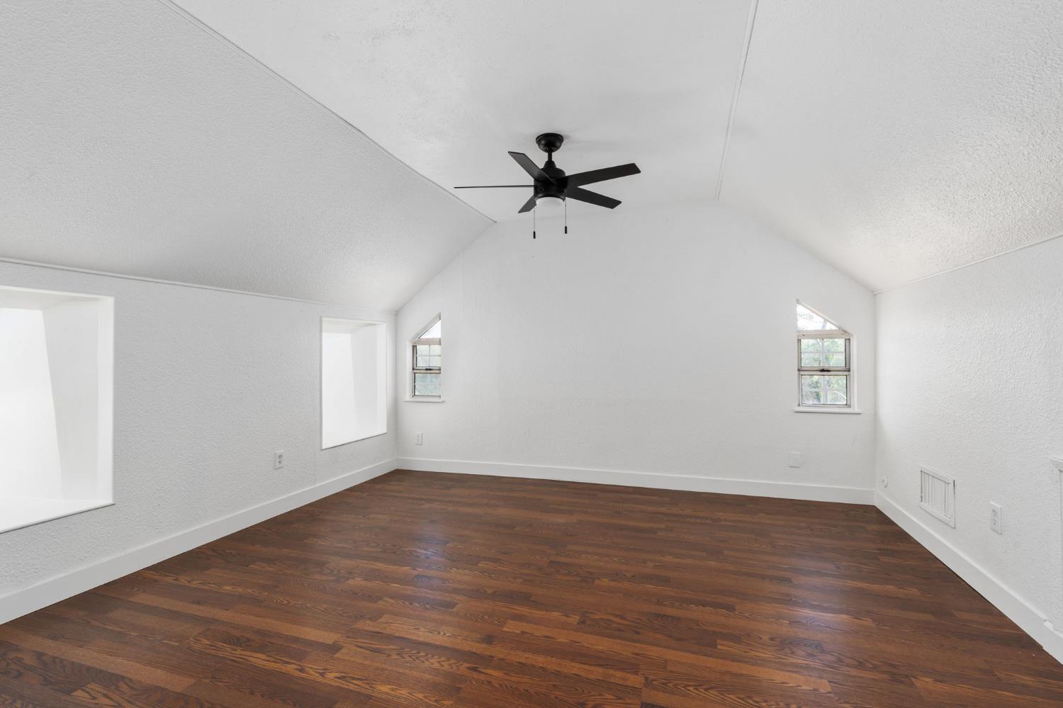 4843 N Doon Way, Fresno, CA, 93726
