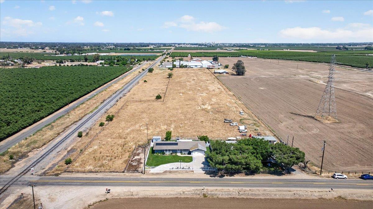 704 N Hayes Avenue, Fresno, CA, 93723