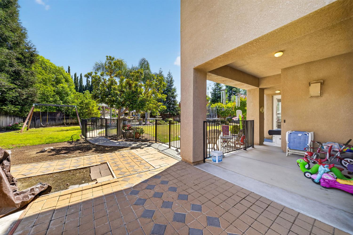 3084 Rall Avenue, Clovis, CA, 93619
