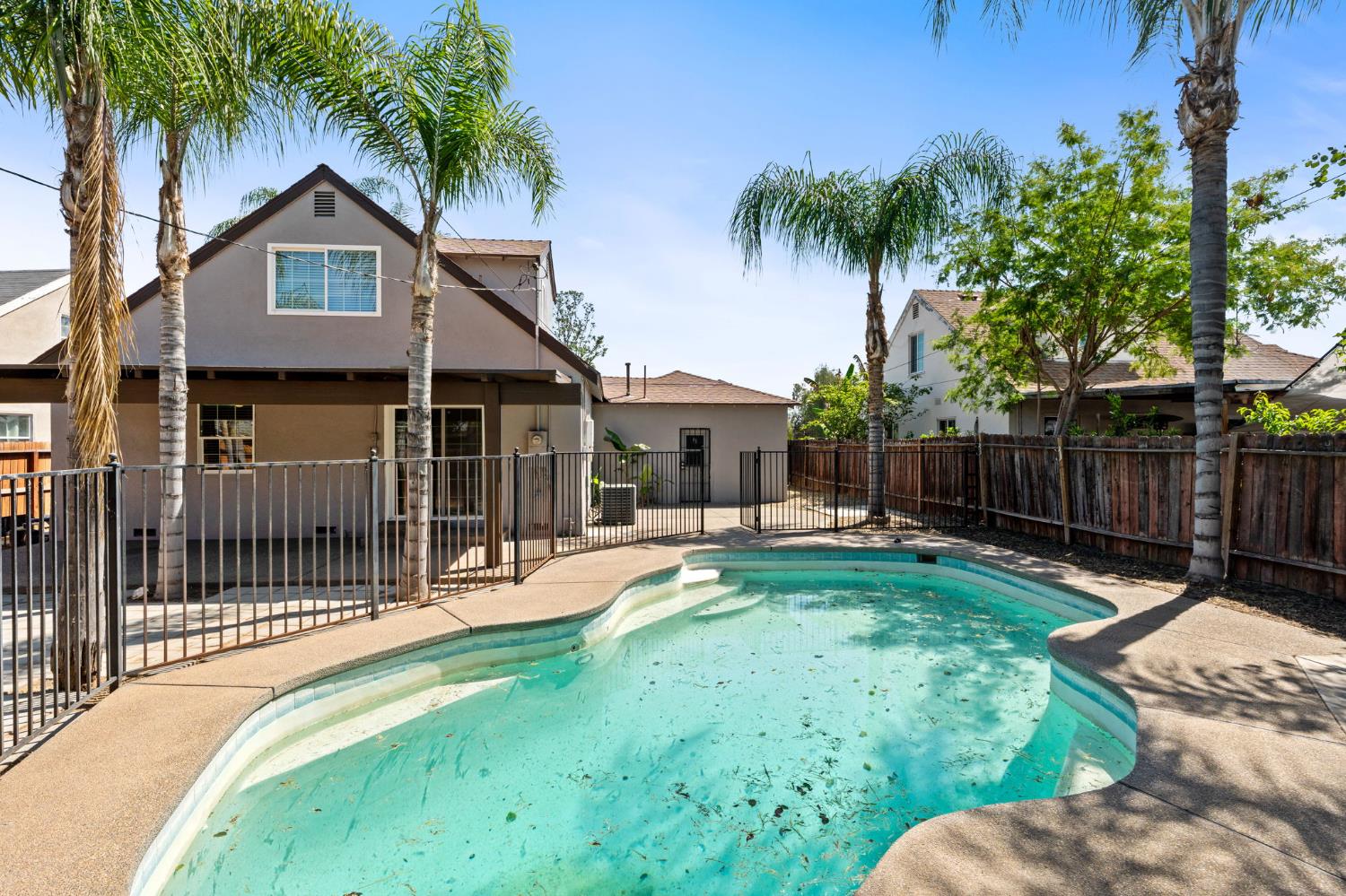 4843 N Doon Way, Fresno, CA, 93726