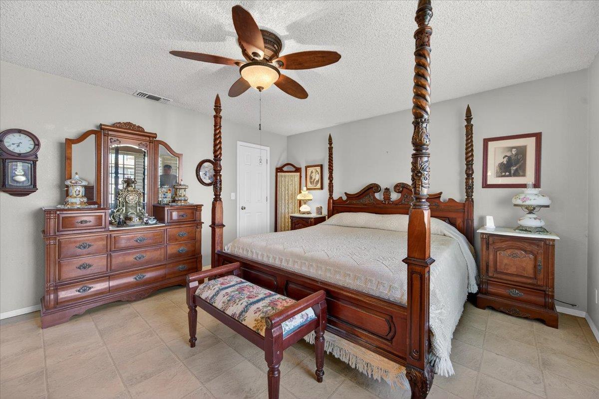 704 N Hayes Avenue, Fresno, CA, 93723