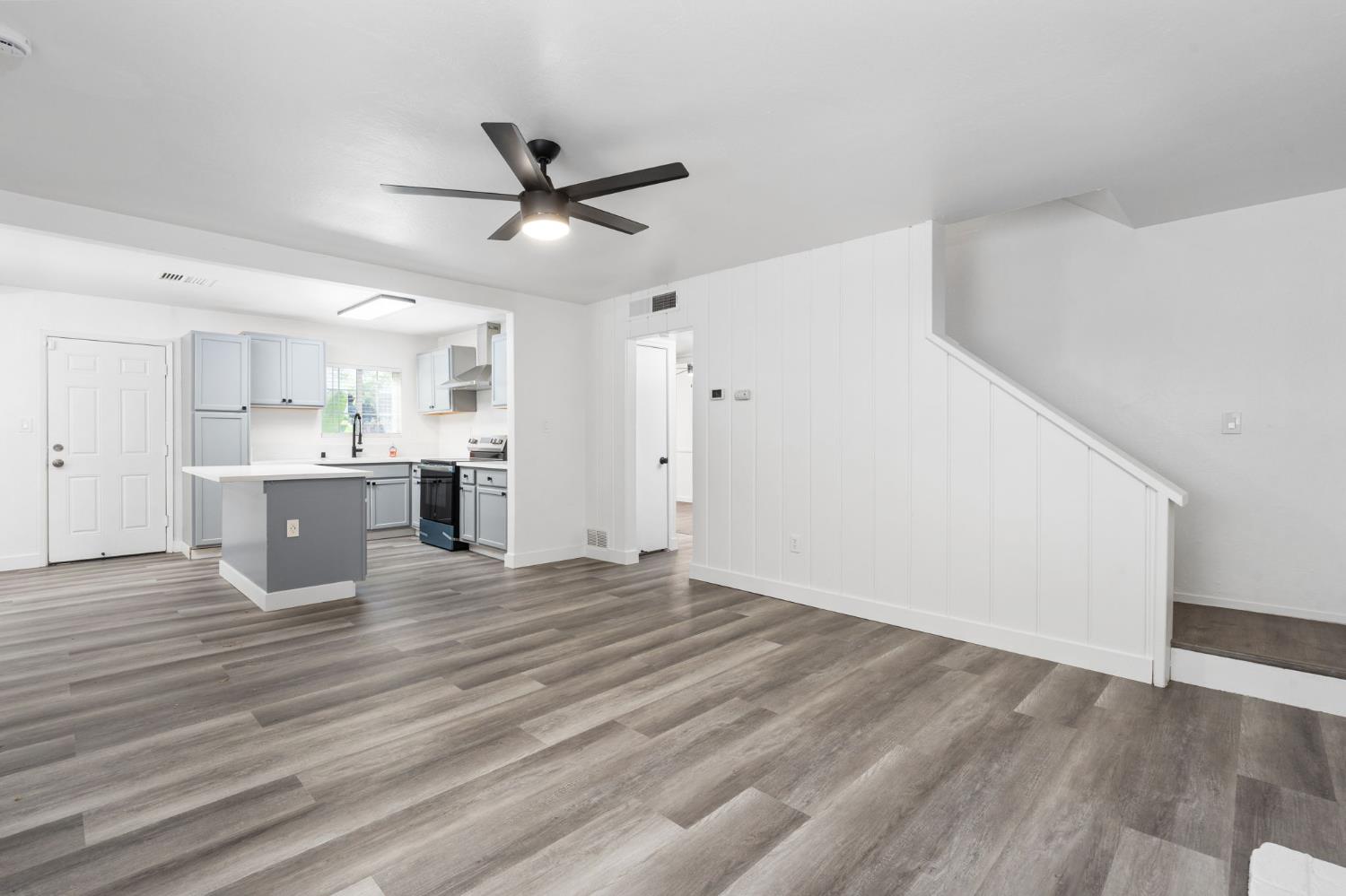 4843 N Doon Way, Fresno, CA, 93726
