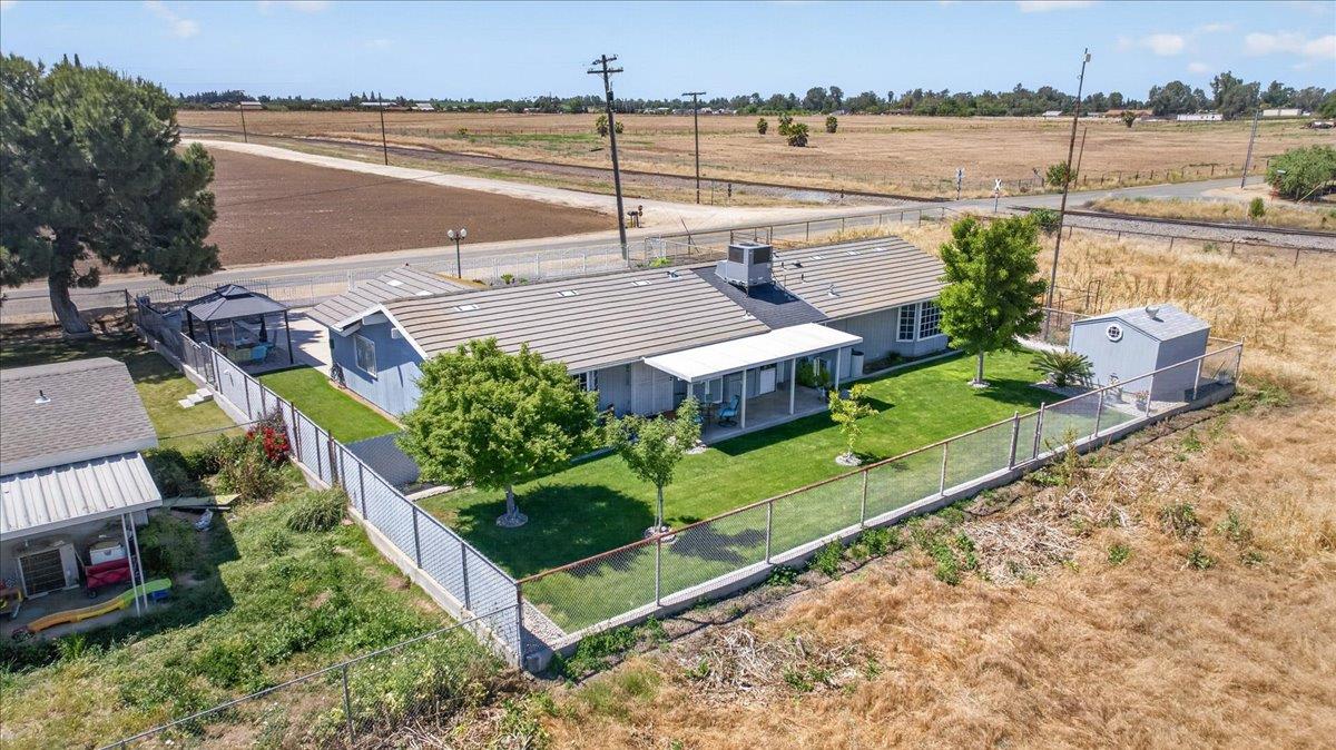 704 N Hayes Avenue, Fresno, CA, 93723