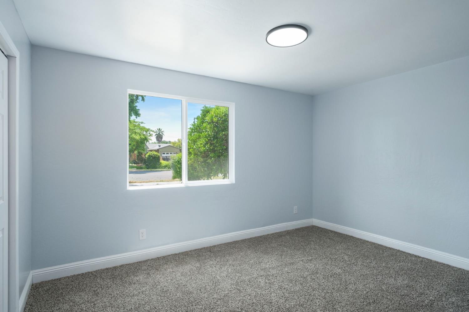 2719 E Norwich Avenue, Fresno, CA, 93726