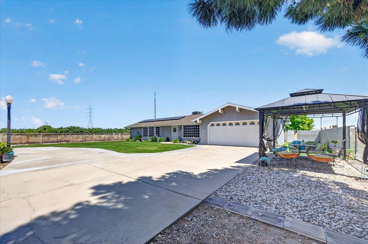 704 N Hayes Avenue, Fresno, CA, 93723