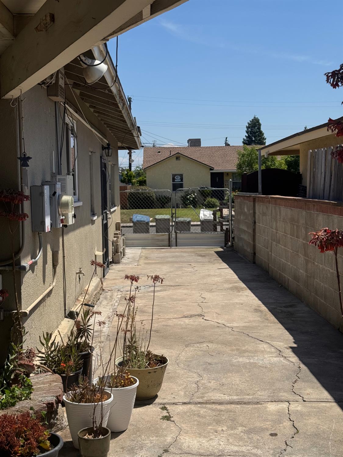 2019 Norris Drive E, Fresno, CA, 93703