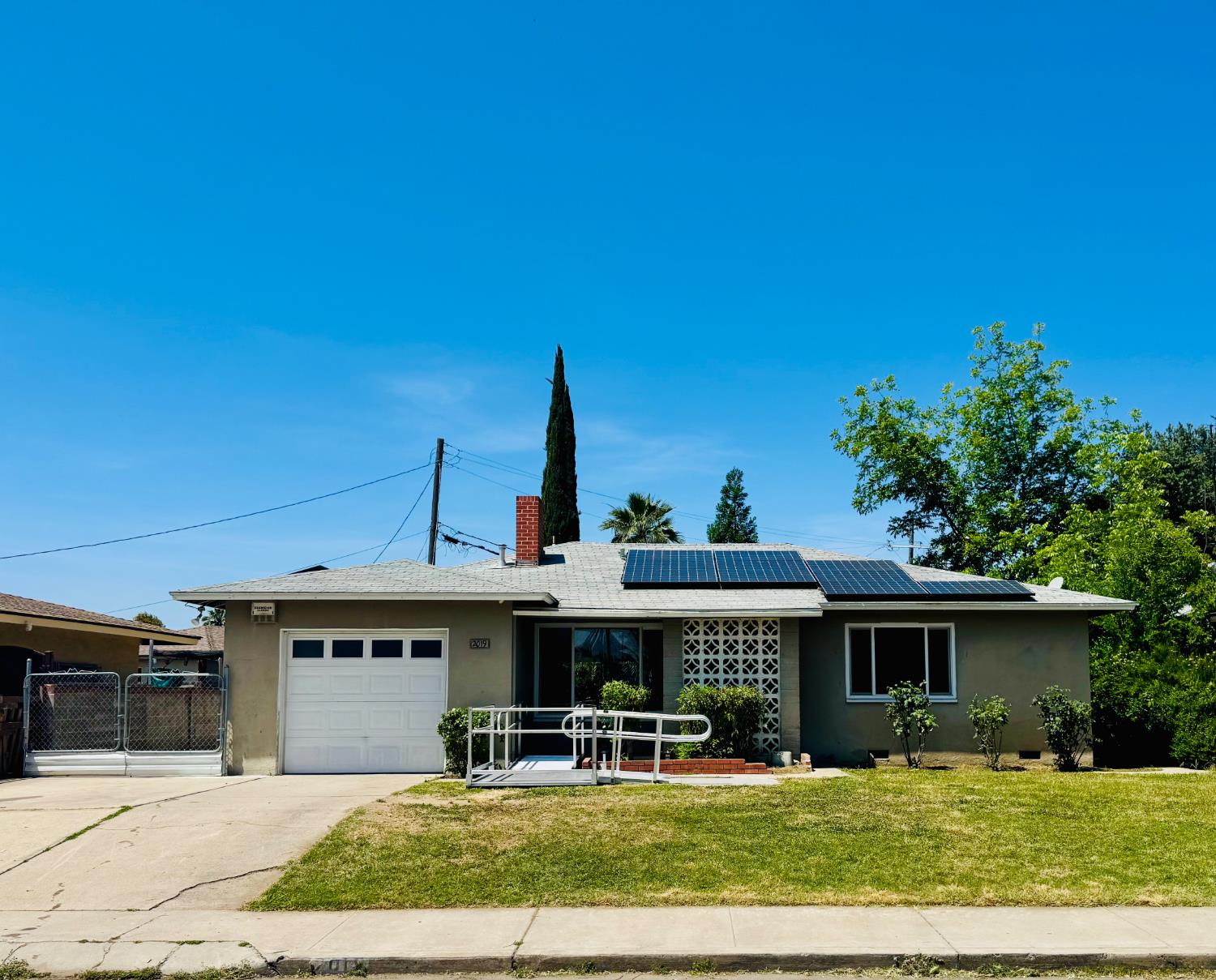 2019 Norris Drive E, Fresno, CA, 93703