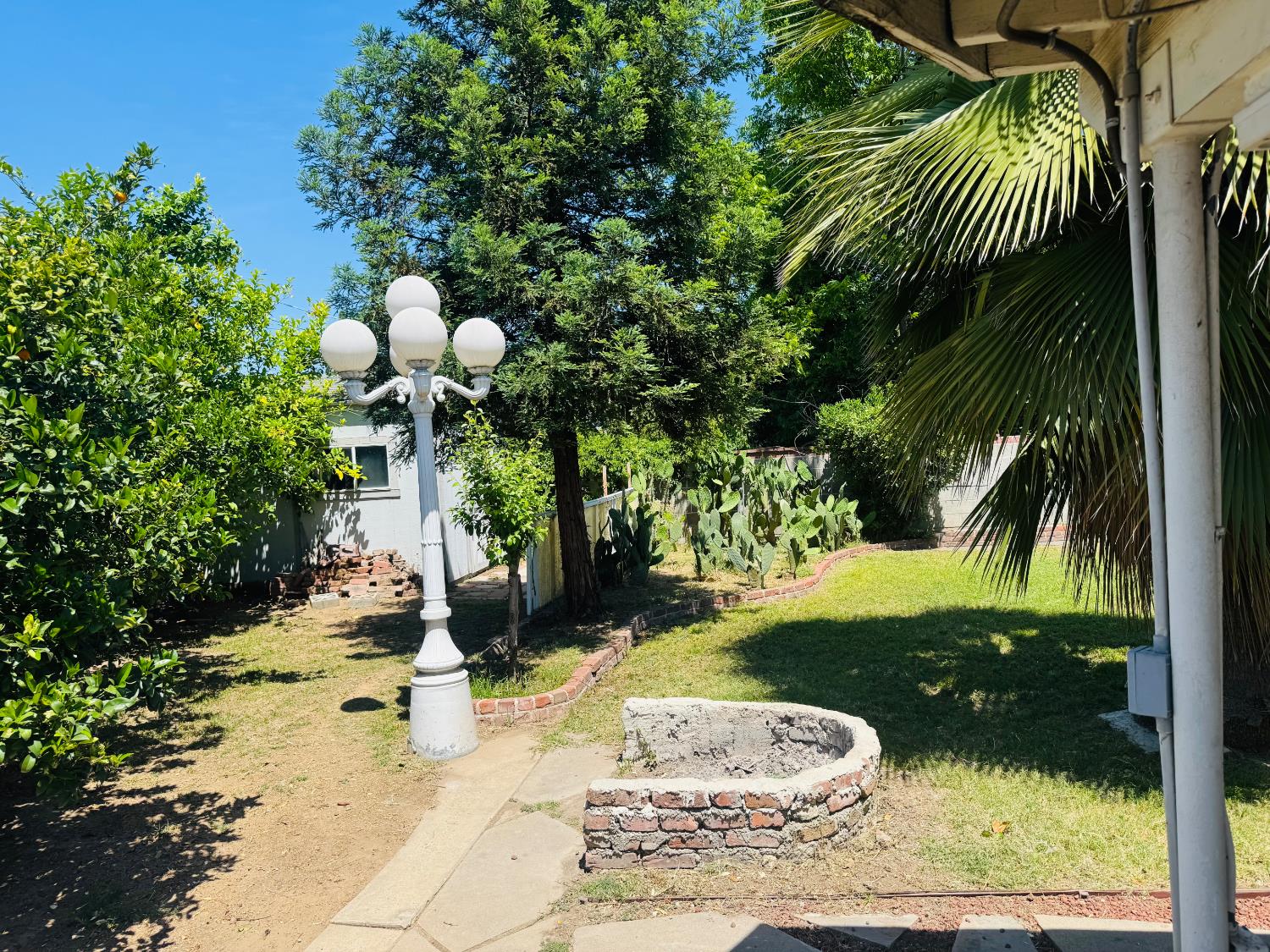 2019 Norris Drive E, Fresno, CA, 93703