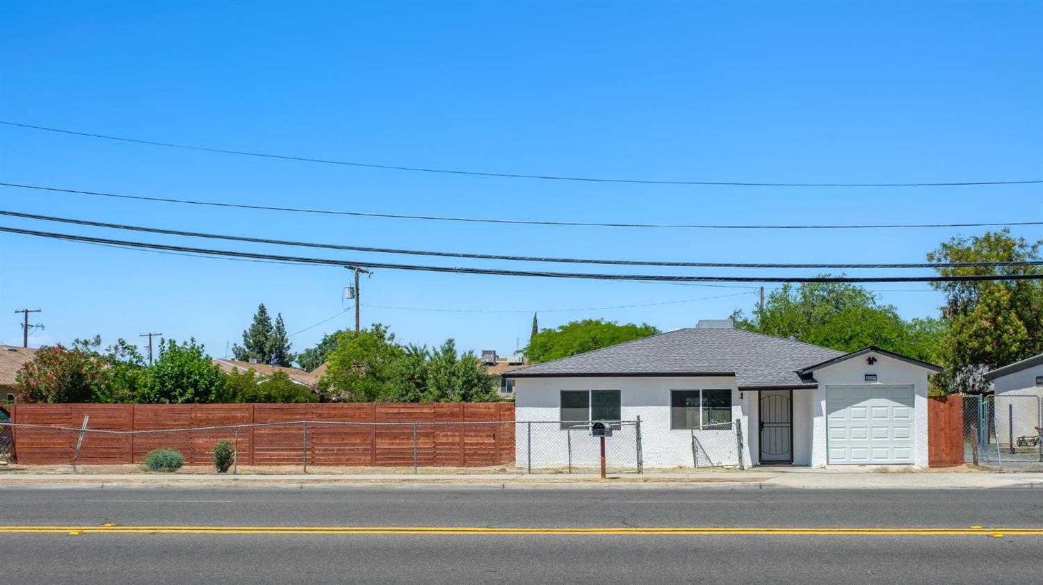 3777 E Olive Avenue, Fresno, CA, 93702