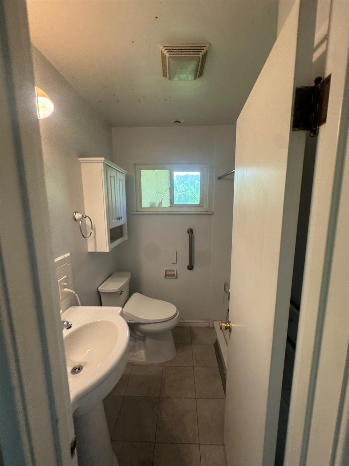 2019 Norris Drive E, Fresno, CA, 93703