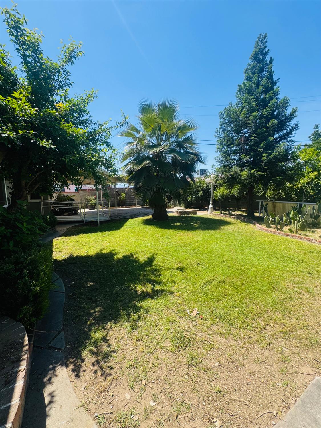 2019 Norris Drive E, Fresno, CA, 93703