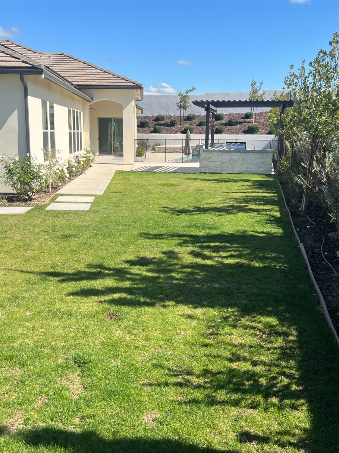 2189 E Strathspey Way, Fresno, CA, 93730