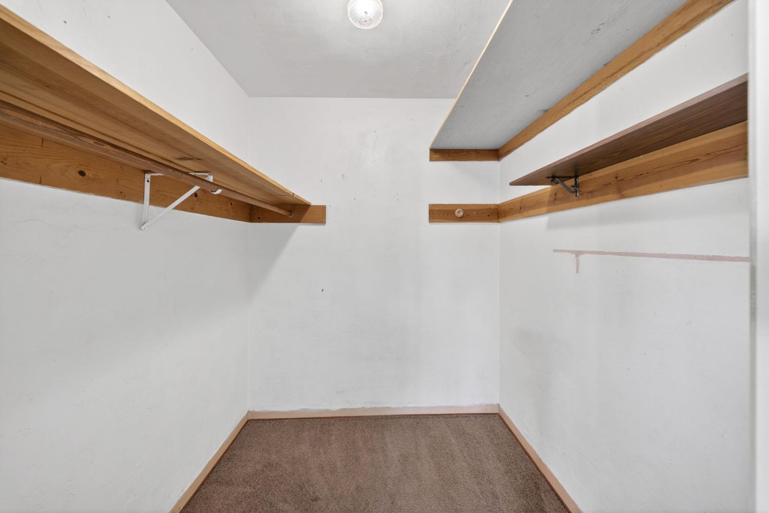 1025 W Fedora Avenue, Fresno, CA, 93705