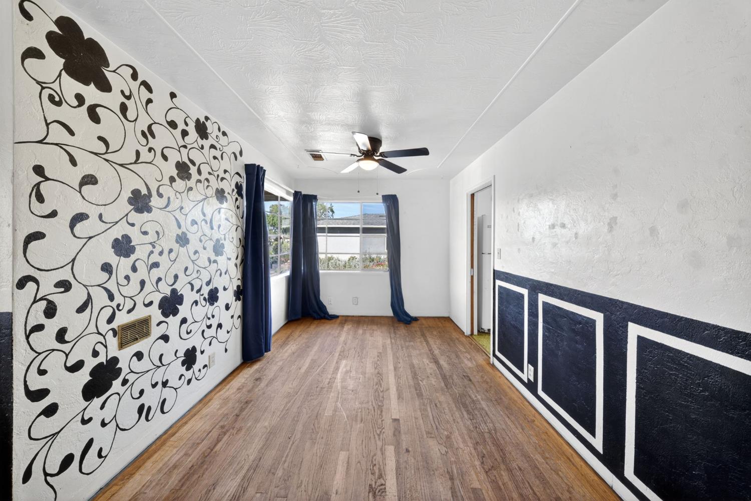 1025 W Fedora Avenue, Fresno, CA, 93705