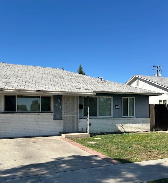 Duplex in Fresno - photo 2