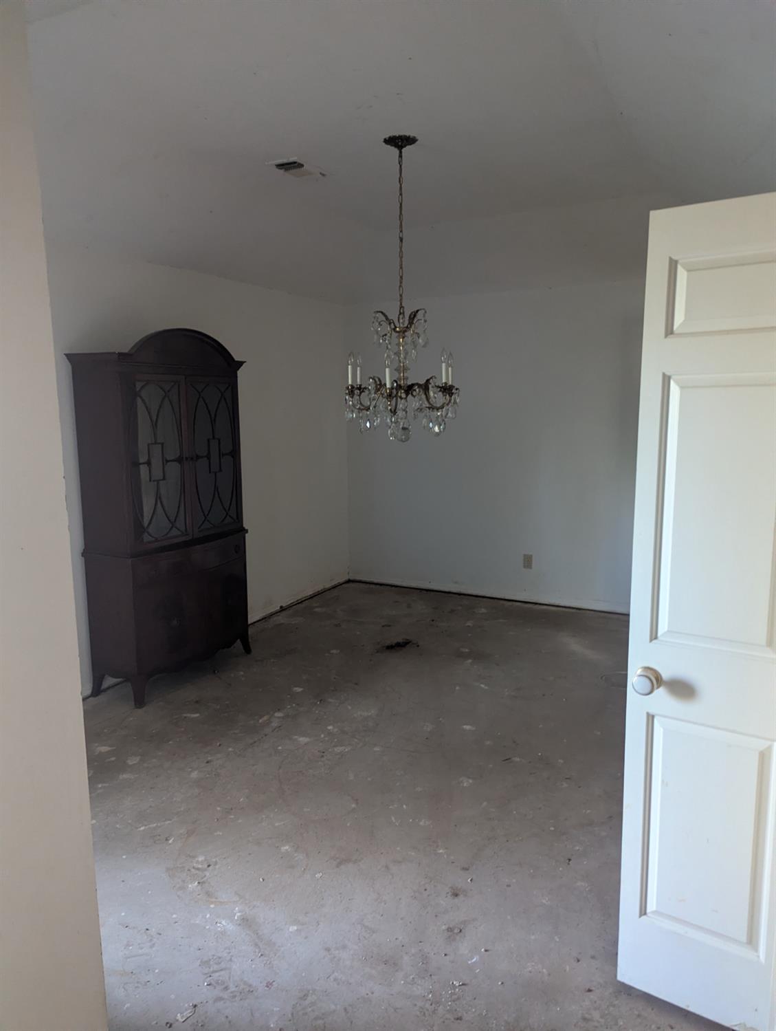 6339 N Palm Avenue, Fresno, CA, 93704