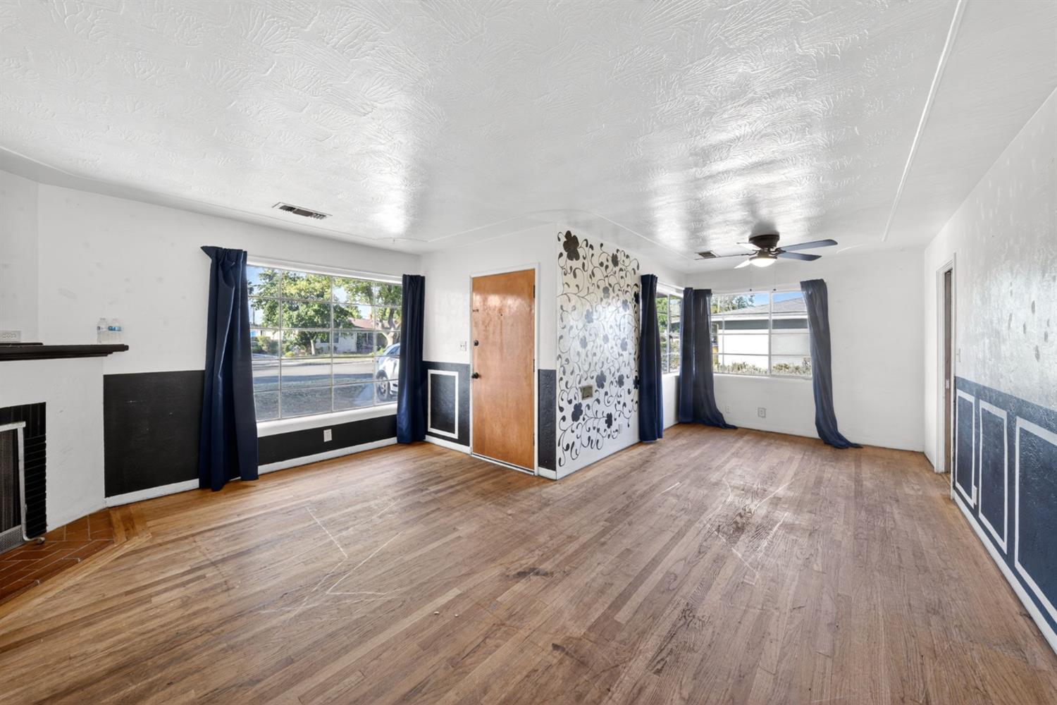 1025 W Fedora Avenue, Fresno, CA, 93705