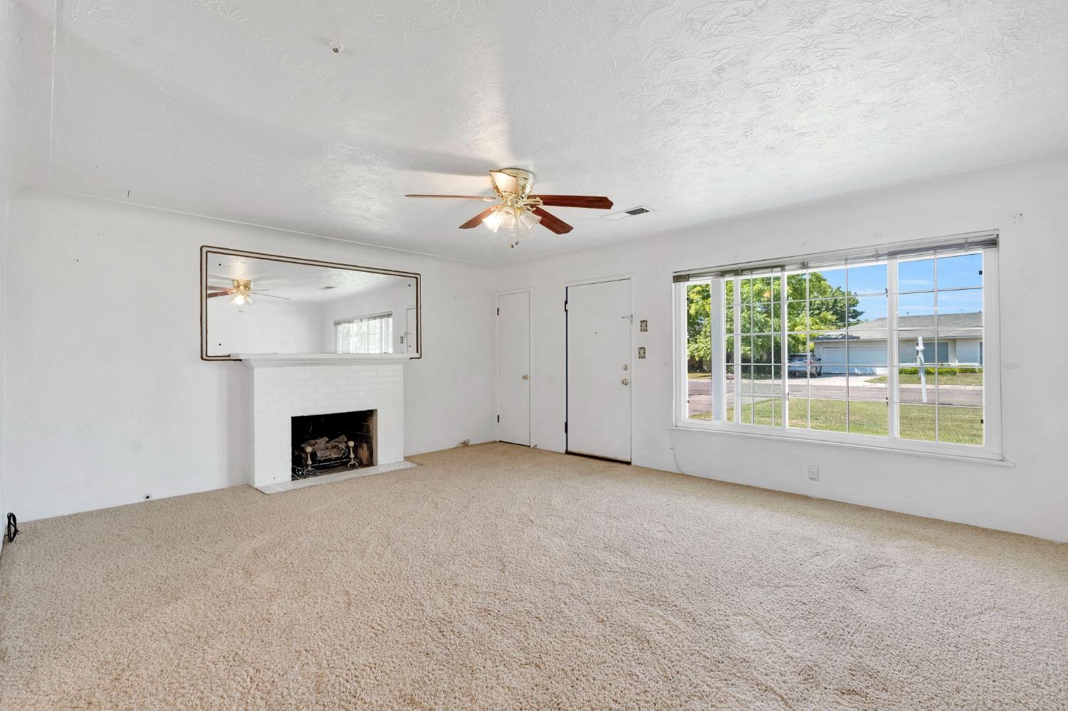 517 Fairview Avenue, Madera, CA, 93637