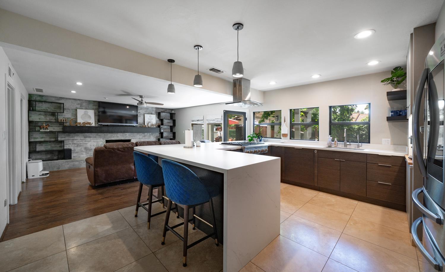 Single Family in Fresno - photo 3