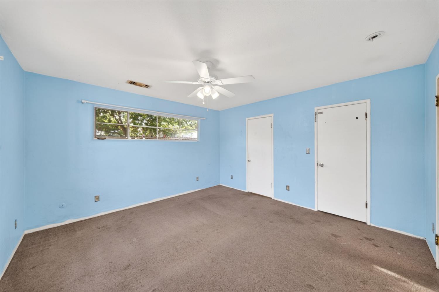 1025 W Fedora Avenue, Fresno, CA, 93705