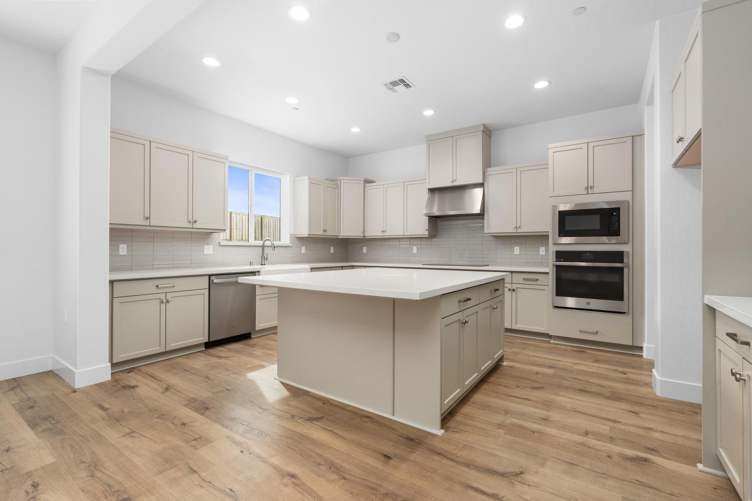 4522 Iron Creek Court, Friant, CA, 93626