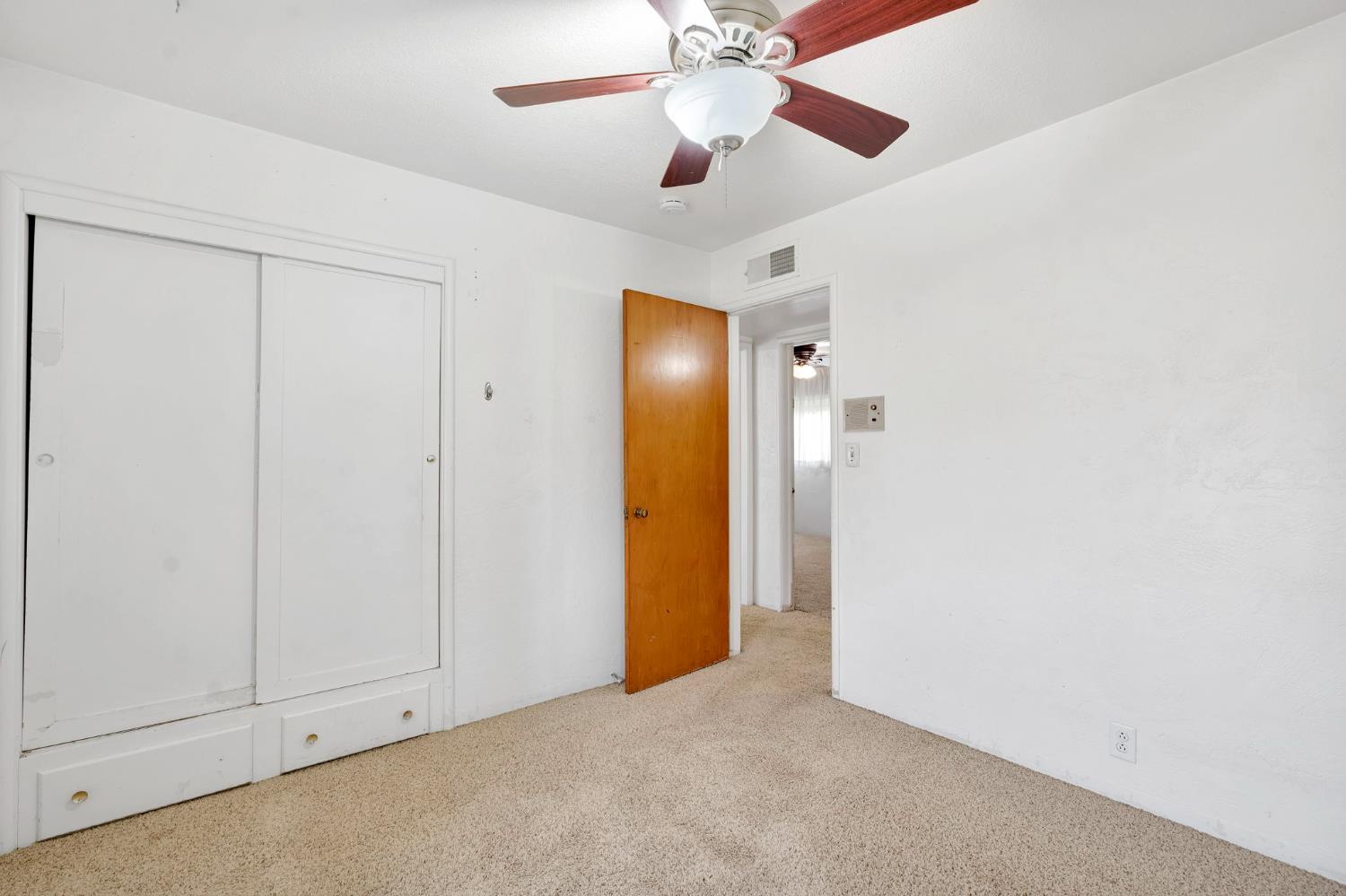 517 Fairview Avenue, Madera, CA, 93637