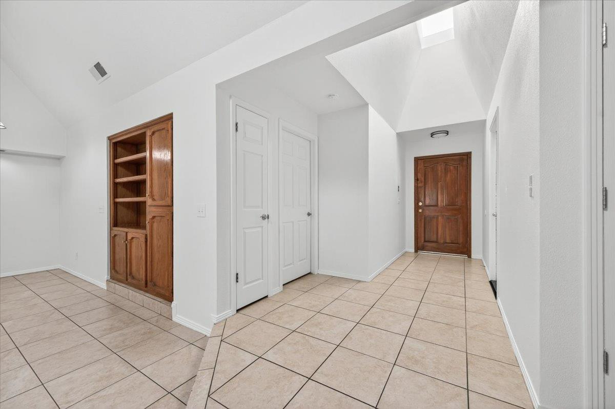 Single Family in Fresno - photo 3