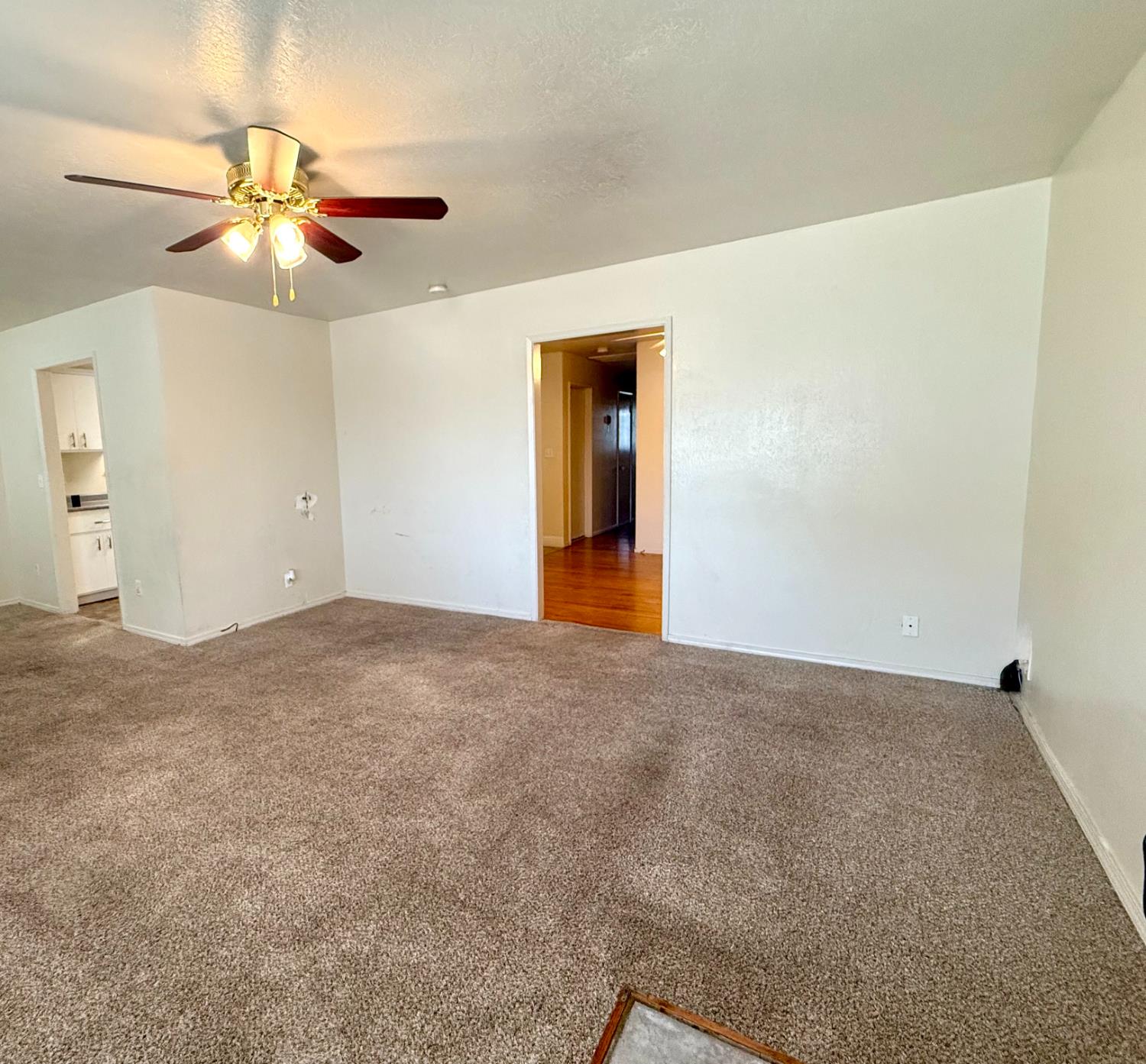 51 San Jose Avenue, Clovis, CA, 93612