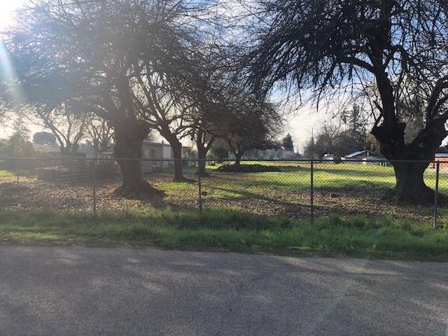 Vacant Lot in Fresno - photo 2