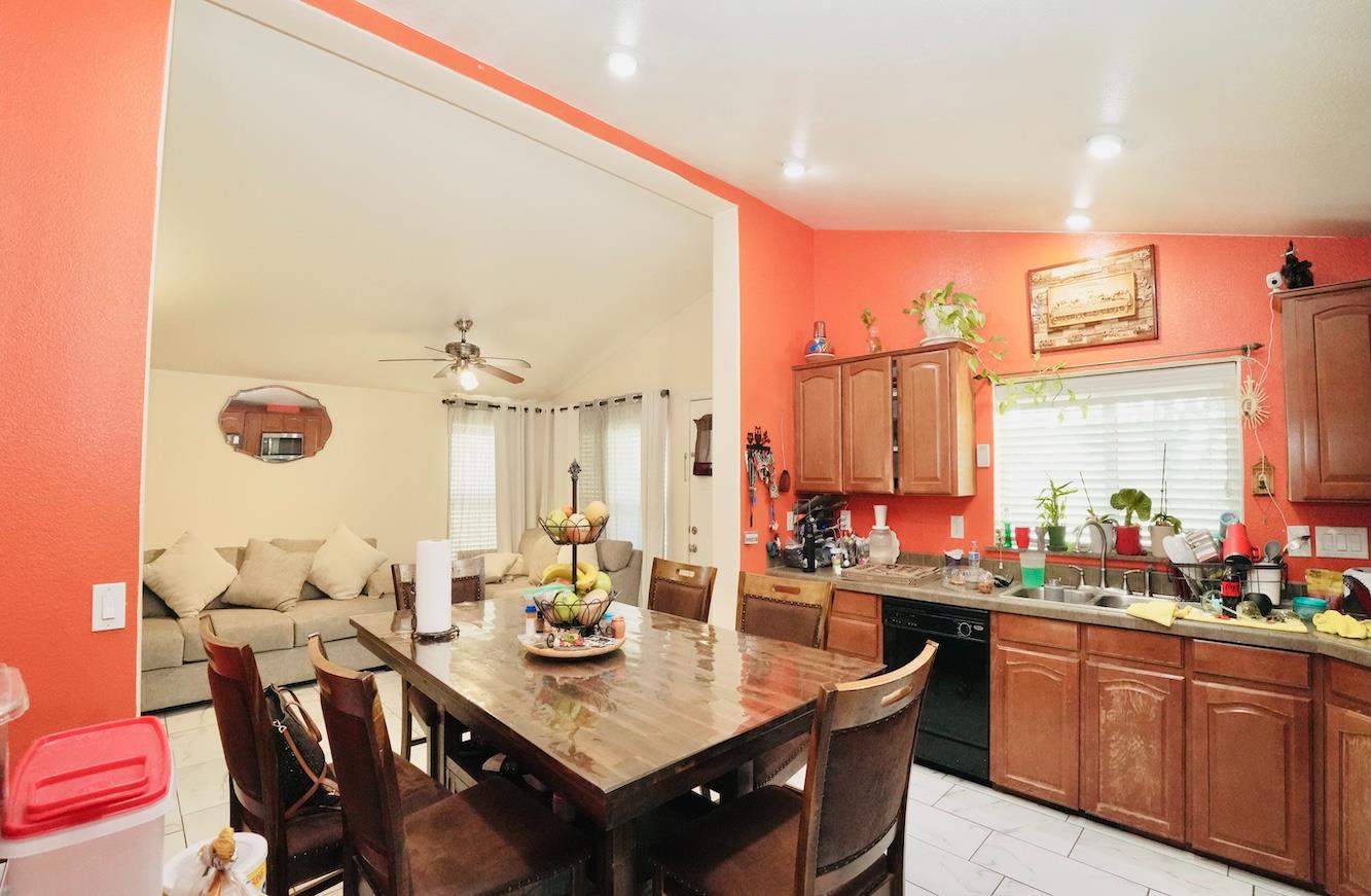 1199 W Cesar Chavez Boulevard, Fresno, CA, 93706