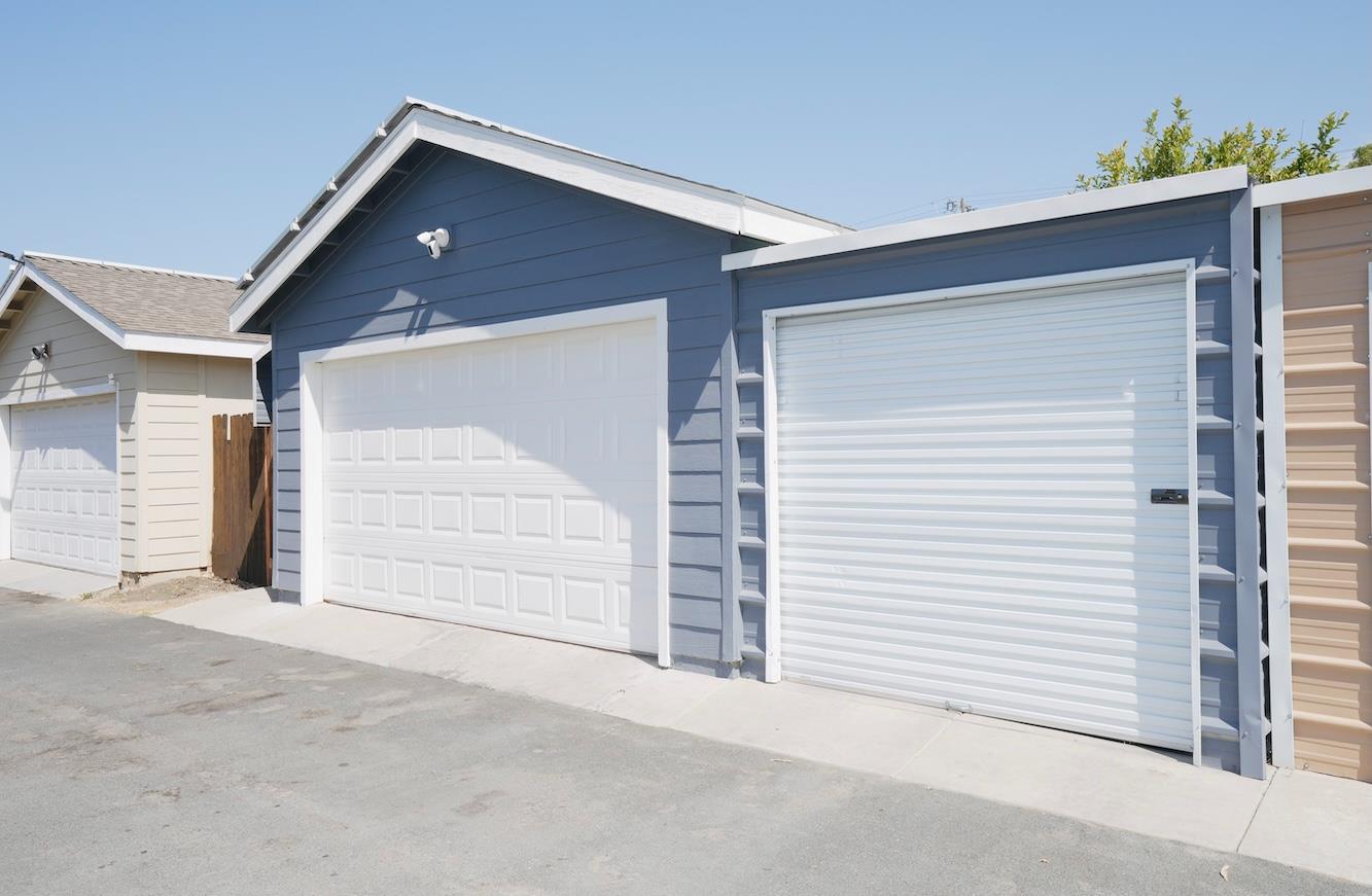 1199 W Cesar Chavez Boulevard, Fresno, CA, 93706
