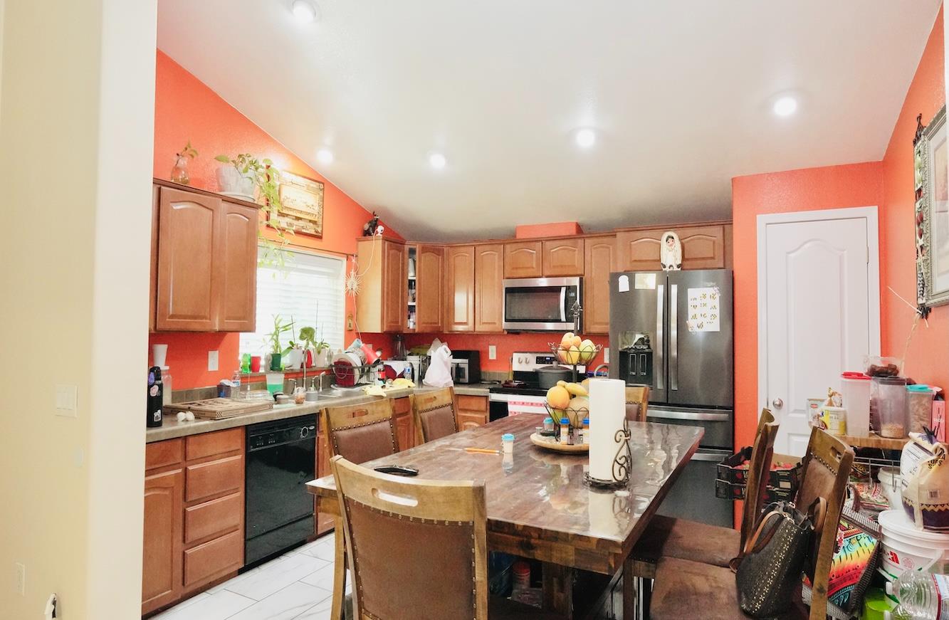 1199 W Cesar Chavez Boulevard, Fresno, CA, 93706