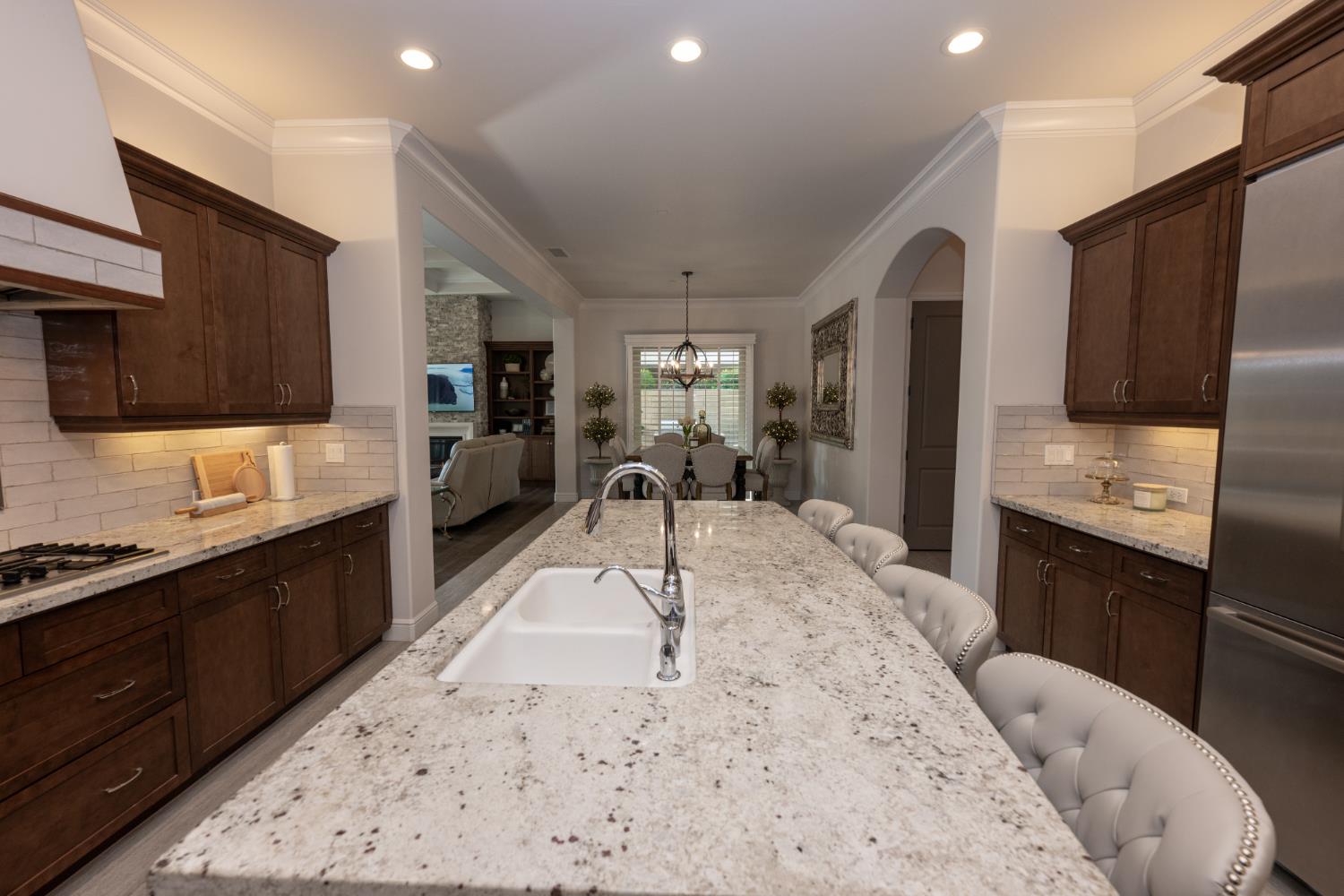 1863 E Calle Verde Way, Fresno, CA, 93730