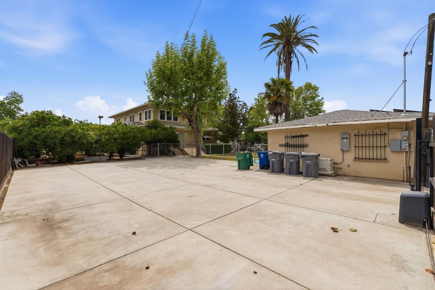 807 N Van Ness Avenue, Fresno, CA, 93728